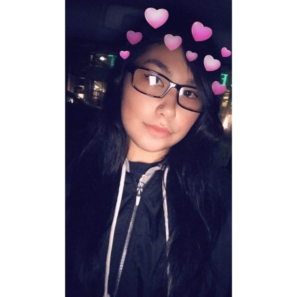 Meet your Posher, Natasha - Picture 1 of 1